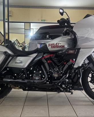Road Glide CVO ST 121