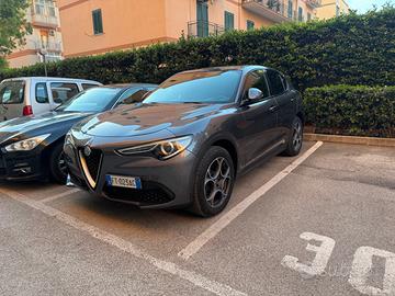 ALFA STELVIO SUPER ACCESSORIATA