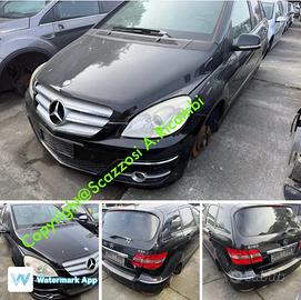 Mercedes Classe B anno 2009 per ricambi P