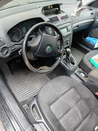vendetta di auto 