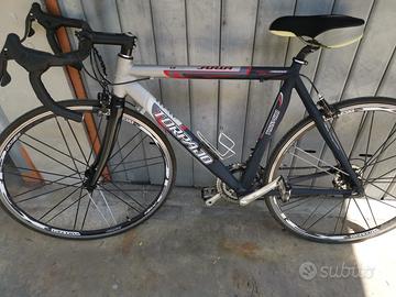 bicicletta da corsa Torpado 