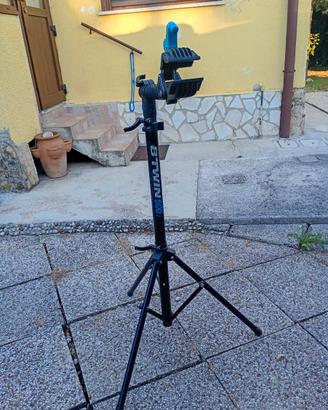 Cavalletto treppiedi per bici Btwin 500