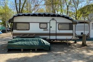 Roulotte con struttura in alluminio