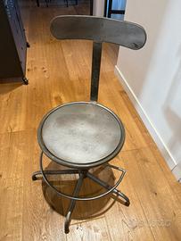 Sedia sgabello stile industriale
