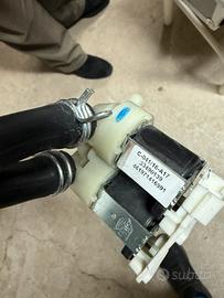 Elettrovalvola  acqua lavatrice Whirlpool DLC7012