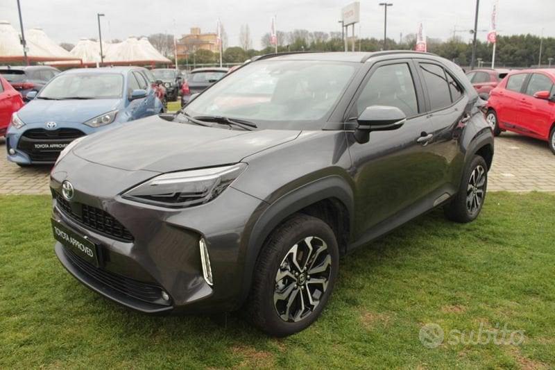 Toyota Yaris Cross - informazioni tecniche, prezzo, allestimenti -  AutoScout24