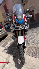 AFRICA TWIN 1100 DCT TRICOLOR