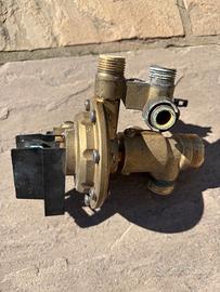 VALVOLA A TRE VIE HERMANN SAUNIER DUVAL Caldaia