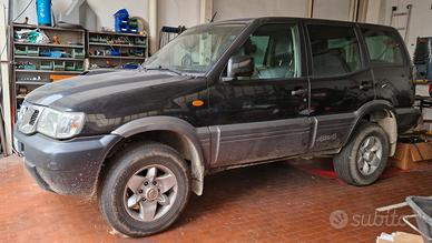 nissan terrano  2 3.0 guasta