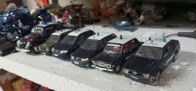 Modellini forze dell'ordine