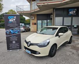 Renault Clio 1.2 75CV -OK Neopatentati