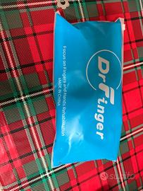 Guanto per la riabilitazione delle dita della mano