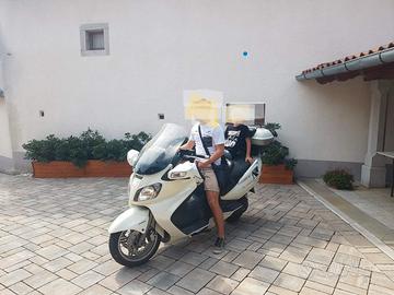 BURGMAN 650