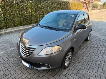 Lancia Ypsilon Gold (1.3 MultiJet 95cv)
