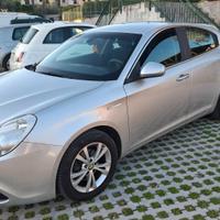 Alfa Romeo Giulietta 1.6 JTDm-2 105 CV Distinctive