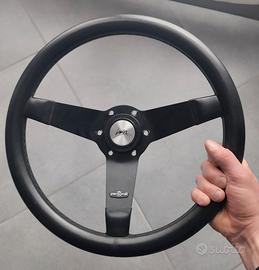 Volante a semicalice