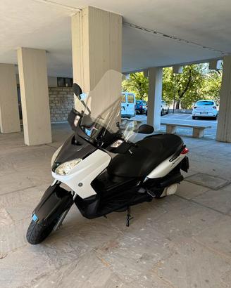 XMAX 250