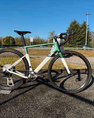 3T EXPLORO RACEMAX TG. M