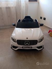 Macchina per bambini Mercedes 