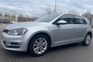 Volkswagen Golf 1.6 TDI 110 CV*Automatik*Neopatent