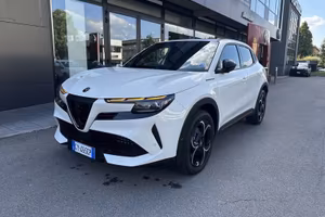Alfa Romeo Junior Ibrida 1.2 136CV Hybrid eDC...