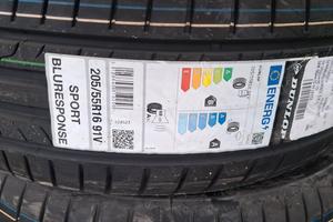 Gomme Dunlop 205 55 16 91v 