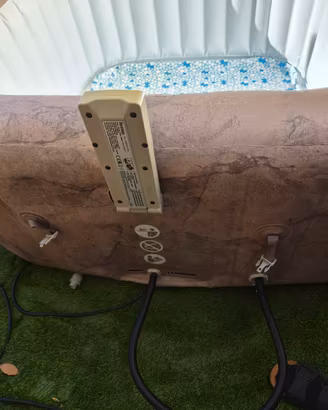 Modello  Bestway Lay-Z-Spa Rome