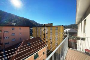 4 LOCALI A SERRA RICCÒ