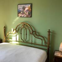 Letto matrimoniale in Ottone Brunito di Design