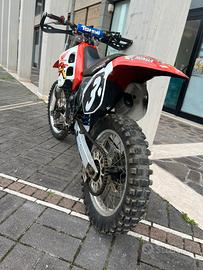 Honda CR 125 -- MotoCROss -