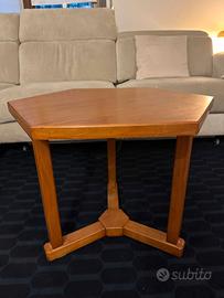 tavolino da salotto in legno esagonale