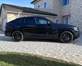 BMW X4 2.0d M - Sport