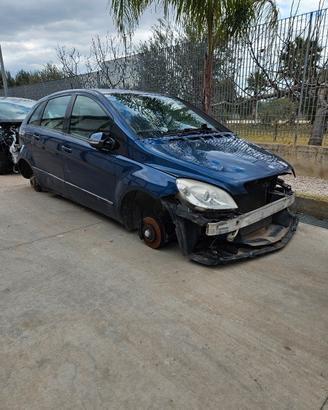 RICAMBI MERCEDES CLASSE B 