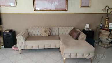 Divano modello chesterfield