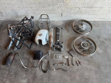 Accessori Benelli 125 2C Custom