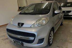 Peugeot 107 1.0 Benzina - 2010
