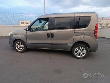 Auto Opel combo 1,6 multijet anno 2012 7 posti