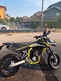 SWM SM 125 R Motard (2022) - Soli 3.500 km