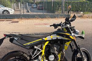SWM SM 125 R Motard (2022) - Soli 3.500 km