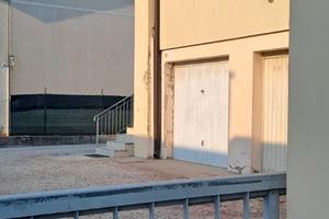 Appartamento di circa 85 mq calp. al primo piano