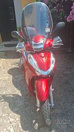 Scooter Honda SH 300