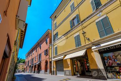 2 LOCALI A VALSAMOGGIA