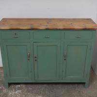 Credenza 3 porte in legno di abete