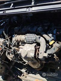 Motore Peugeot 3008 1,6 D 8 V 9H05 anno 2013