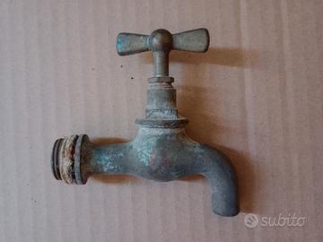 Rubinetto in Ottone della fine dell'Ottocento 