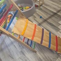 gioco montessioriano con scivolo