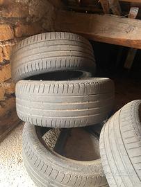 Gomme 225/45/17