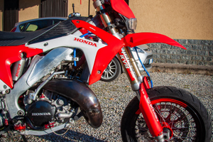 Honda cr 125 motard