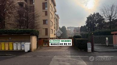 CAPANNONE A PADERNO DUGNANO