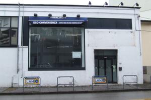 Grande spazio commerciale open space